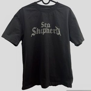 Men’s PacSun Medium Sea Shepard Graphic T-Shirt 100% Organic Cotton